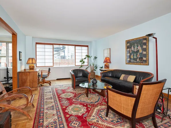 179 East 70th Street 11A image 2 of 14