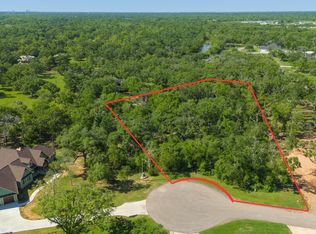 104 Legend Ln, Angleton, TX 77515