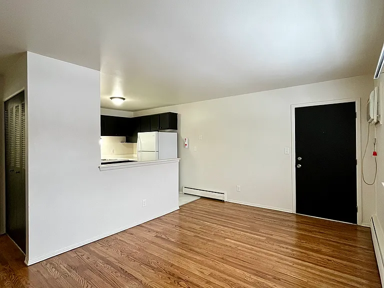 750 Harrison Blvd #5 — Photo 2
