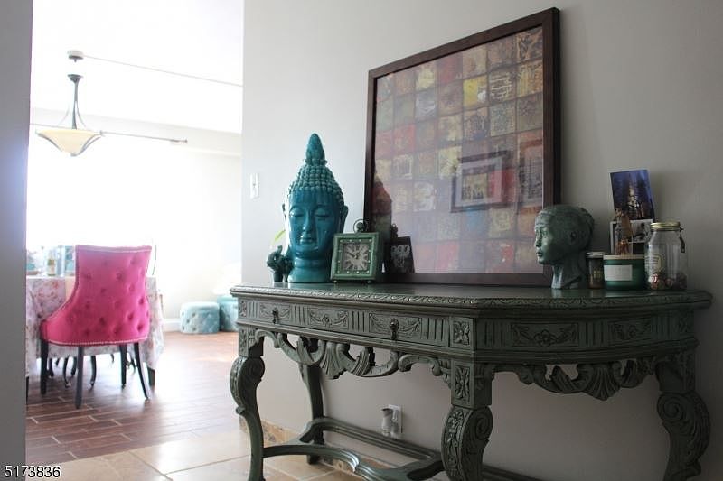1st image of 285 Aycrigg Ave APT 17E