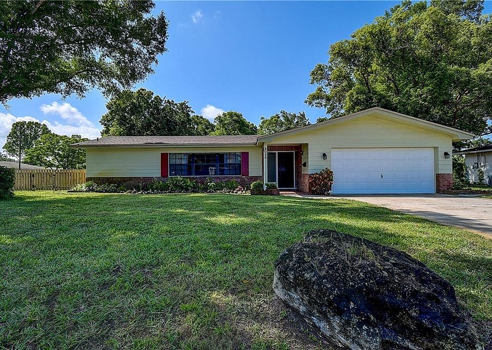 1st image of 2035 Croydon Dr