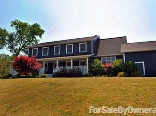 7816 Old Jennings Rd, Eden, NY 14057