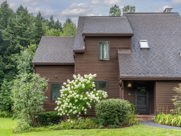 450 Acorn Lane, Shelburne, VT 05482