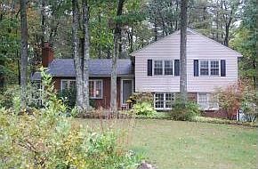 2nd image of 920 Smyth Rd