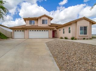 8624 Clifford Heights Rd, Santee, CA 92071