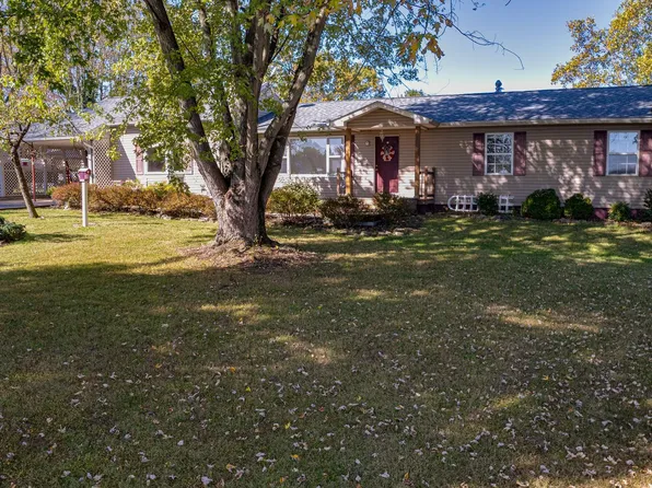 1939 Brucetown Rd, Kearneysville, WV 25430