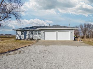 1017 Florence Ave, Chenoa, IL 61726