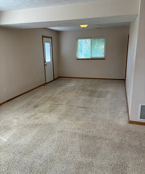 1641 Vavrina Ln — Photo 28