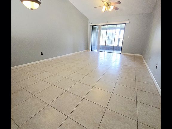 4th image of 29 Silver Oak Cir #29