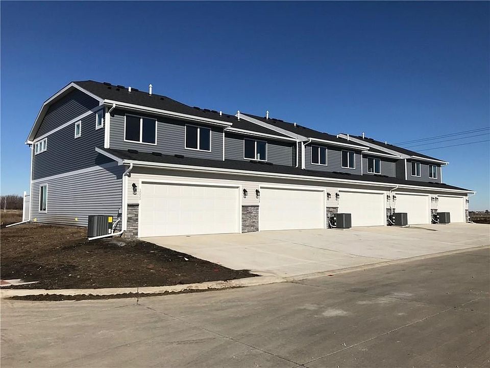 2nd image of 1062 NE 57th Ln
