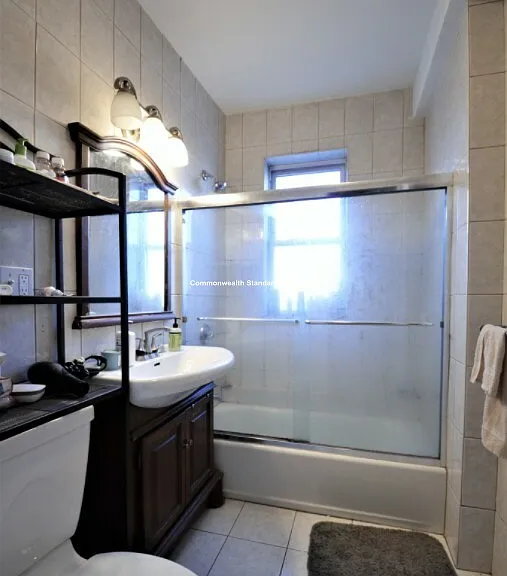 73A Thatcher St #301 — Photo 6