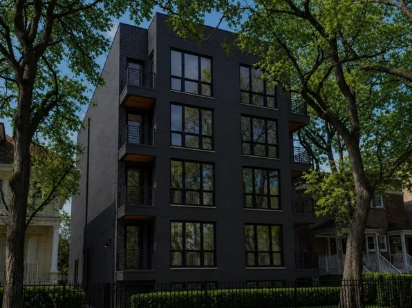 5428 N Winthrop Ave #201, Chicago, IL 60640