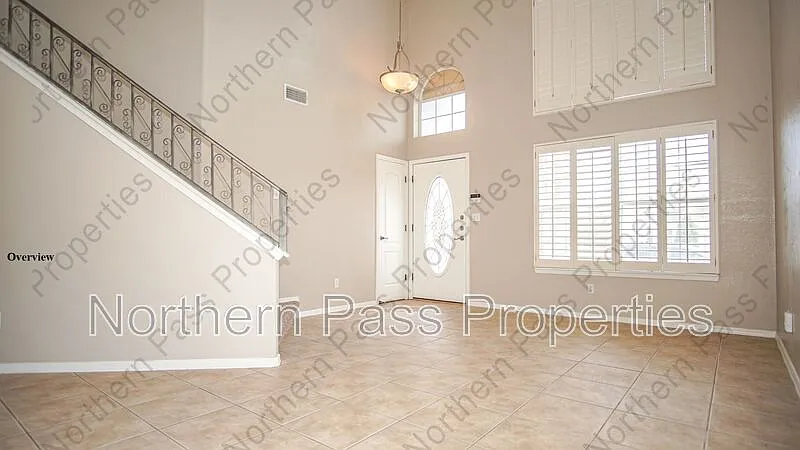 4 bed, 3.0 bath, 1980 sqft, $2,275 — Photo 4