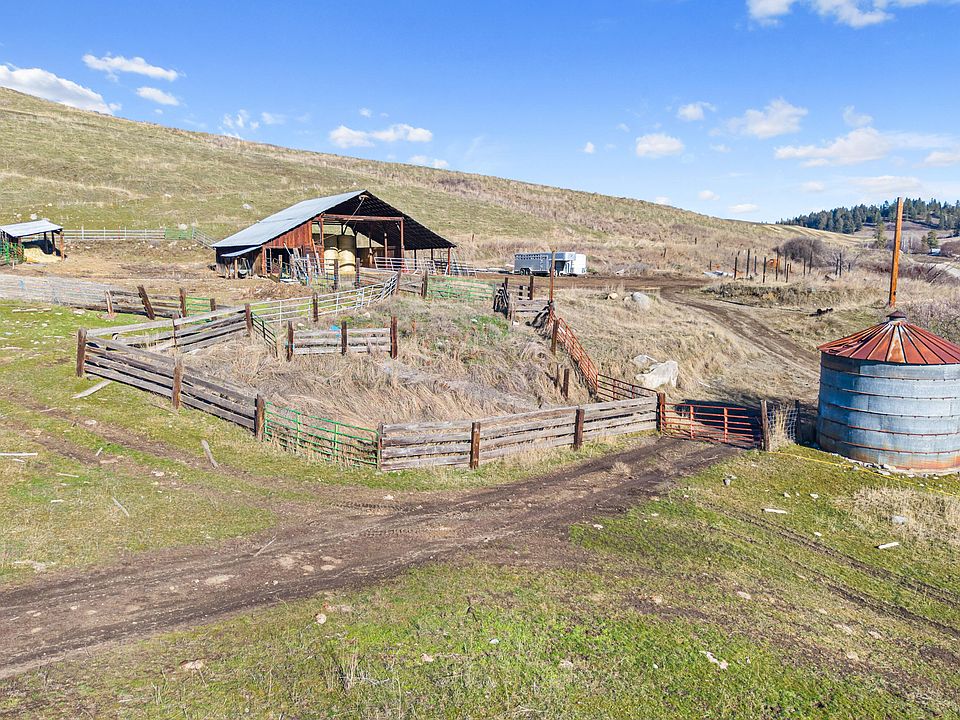 1st image of 2697 Bridgeman Rettinger Rd