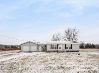 6974 Seeley Rd, Belding, MI 48809