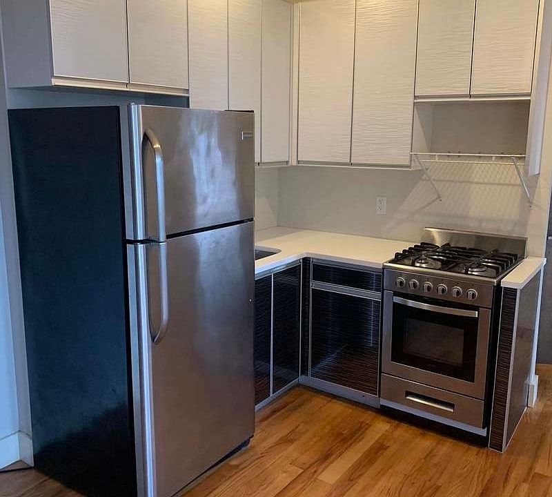 1st image of 325 Franklin Ave #3A