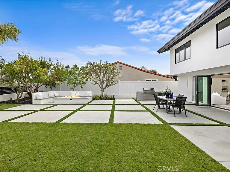6 Monterey Cir — Photo 27