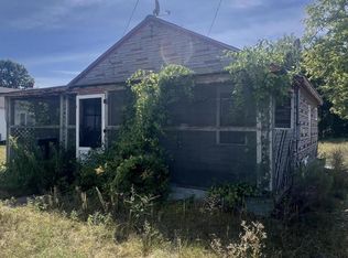 50 Luzerne Rd, Queensbury, NY 12804