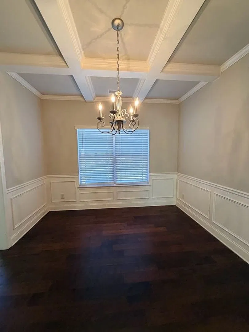 Spacious 5-bedroom house with loft in DACULA cluster in Auburn — Photo 2