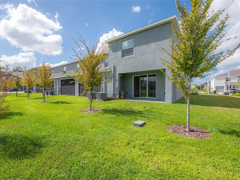 16701 Maude Dr — Photo 22