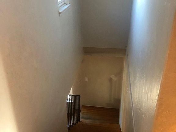 5th image of 2653 Eucalyptus Ave