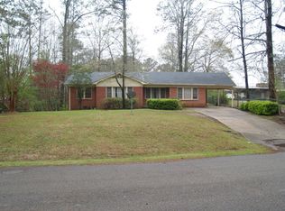 2305 Crabapple Dr, Meridian, MS 39301