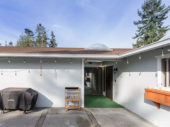 5th image of 102 Hilltop Drive #B