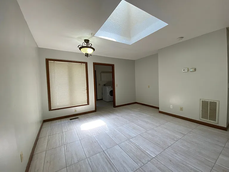 5055 Bluebird Dr — Photo 5
