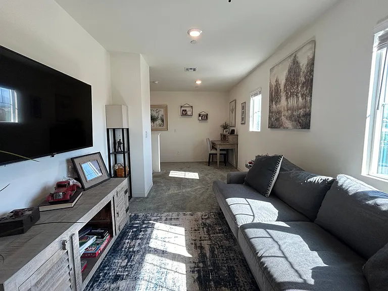 1155 Coriander St — Photo 11
