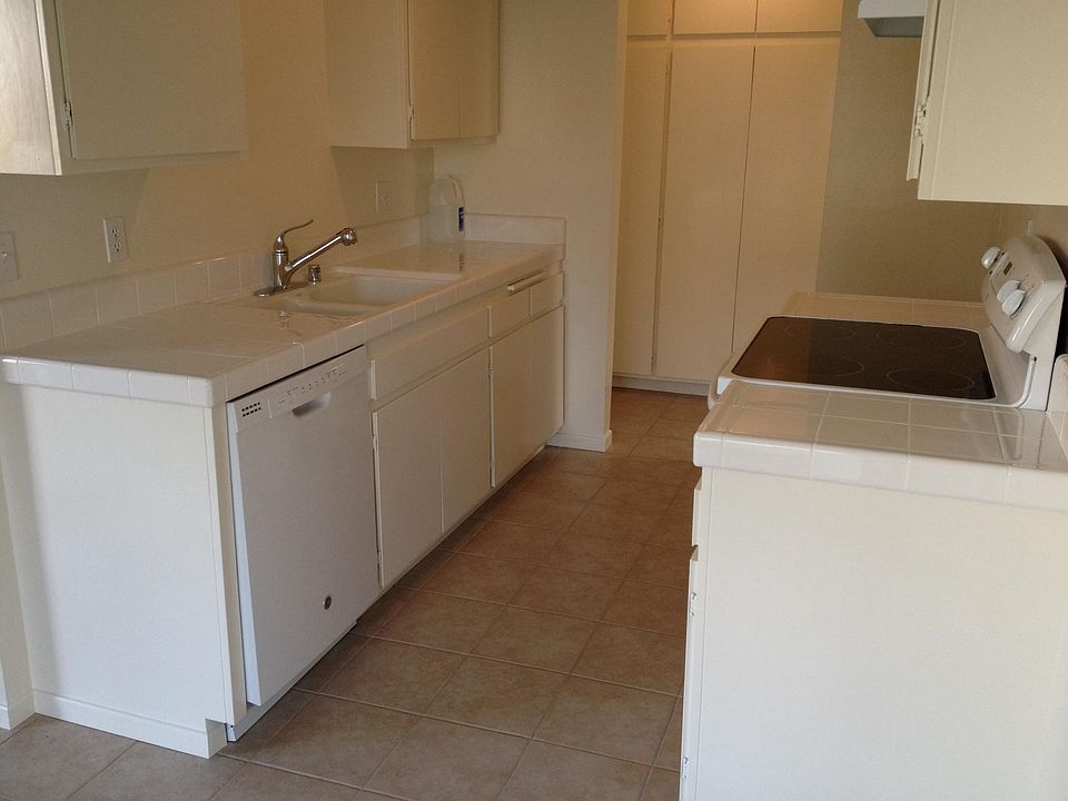 2nd image of 1767 Orange Ave APT B101