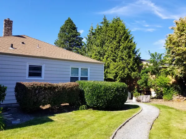 7150 S Sunnycrest Rd #4, Seattle, WA 98178