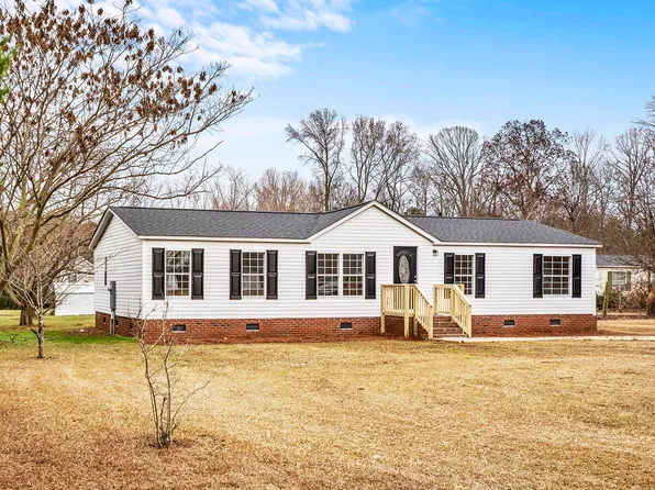 241 Madison Ave, Princeton, NC 27569