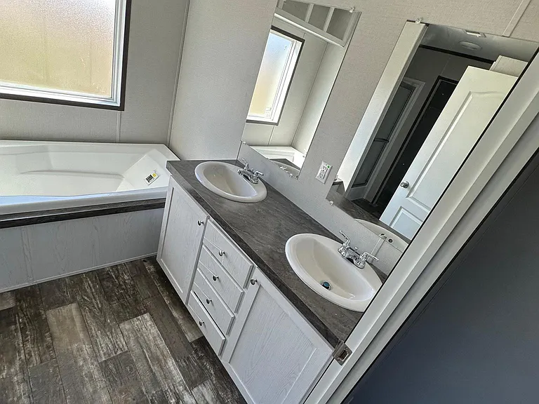 4781 FM 2874 — Photo 6