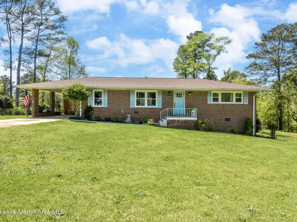 241 Fairlane Cir, Alexander City, AL 35010