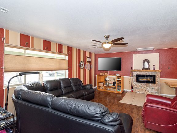 3rd image of 4468 N Sauter Dr