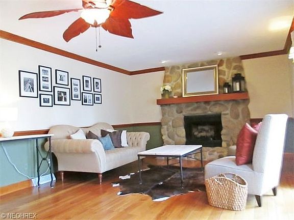 2nd image of 3365 Pasadena Dr