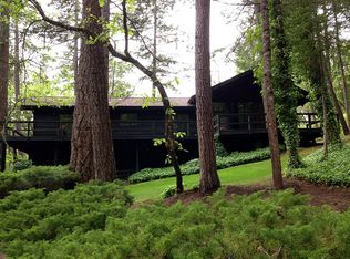 558 Espey Rd, Grants Pass, OR 97527