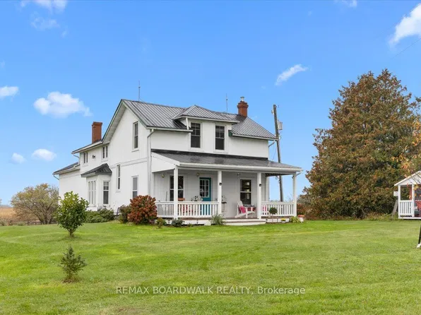 839 Blakeney Rd, Mississippi Mills, ON K0A 2X0