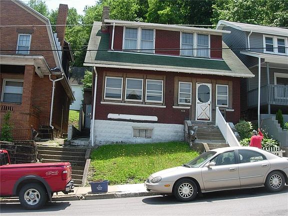 2nd image of 703 Wayne Ave
