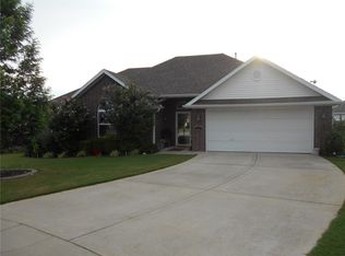 5616 Cord Ave, Springdale, AR 72762