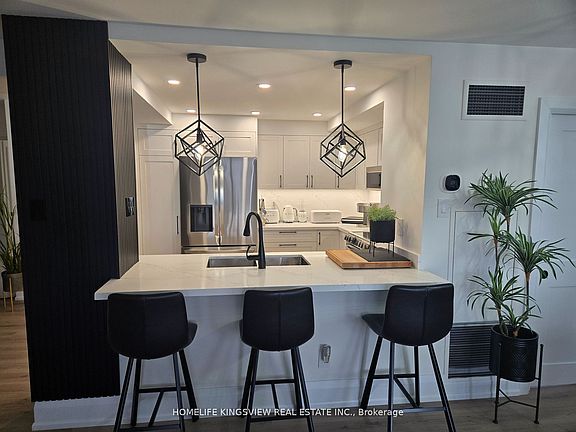 3rd image of 1155 Bough Beeches Blvd #1409