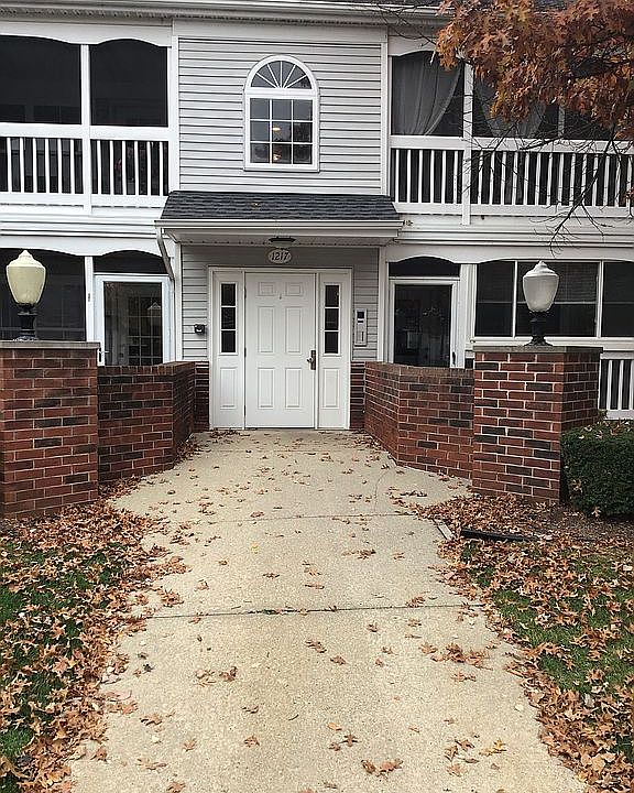 1st image of 1217 Curzon Ct APT 201