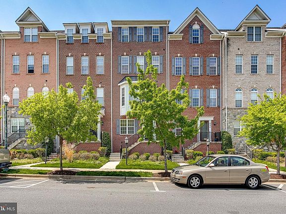 2nd image of 446 Whetstone Glen St
