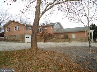 17709 Olney Ln, Rockville, MD 20853