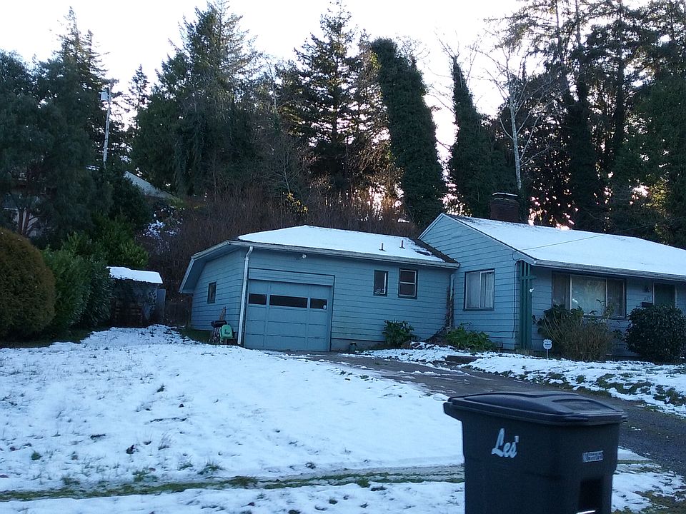2nd image of 1175 Ferry Rd