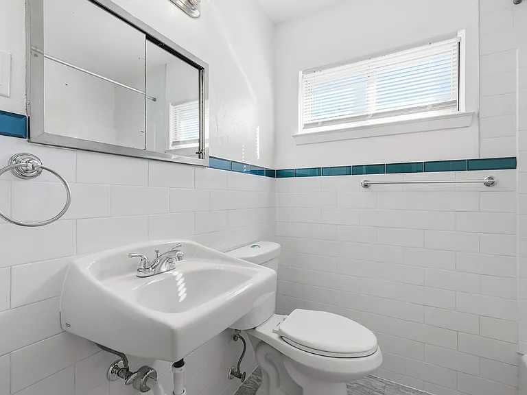 10830 Cotillion Dr — Photo 15
