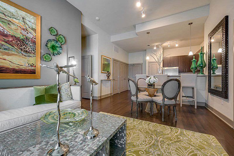 Cityplace Heights Dining Room