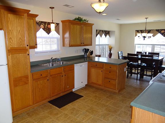 5th image of 2602 Thornberry Dr