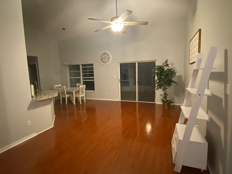 4864 Gorham Ave — Photo 4