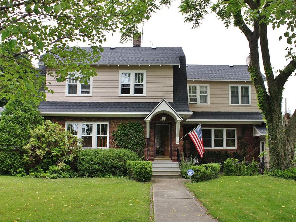 1st image of 1901 Lakeview Ave